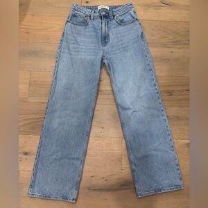 Abercrombie & Fitch Curve Love High Rise 90s Relaxed Jeans Medium Wash